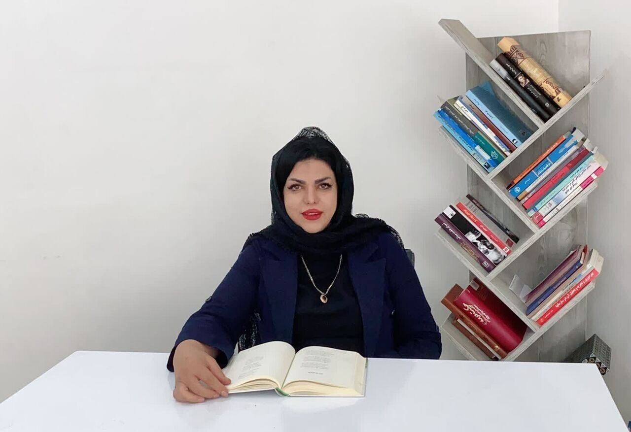 تصویر شاعرانه بانوی سیرجانی از جنگ